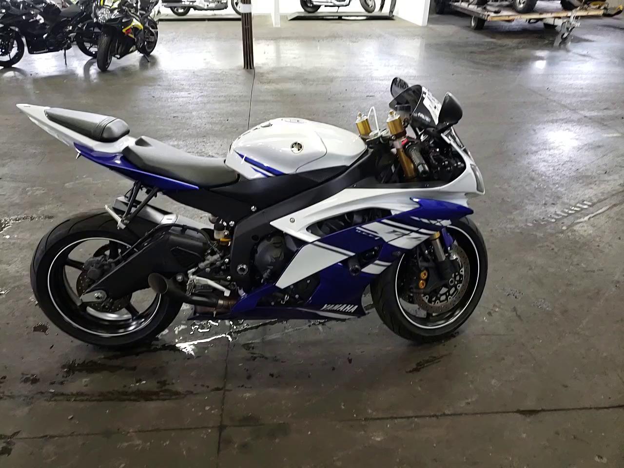 2014 YAMAHA YZFR6 JYARJ16E1EA031560