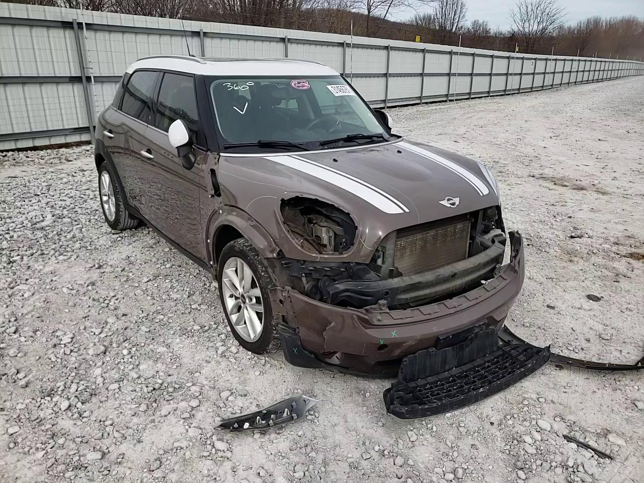 2012 MINI COOPER COU WMWZB3C52CWM02272
