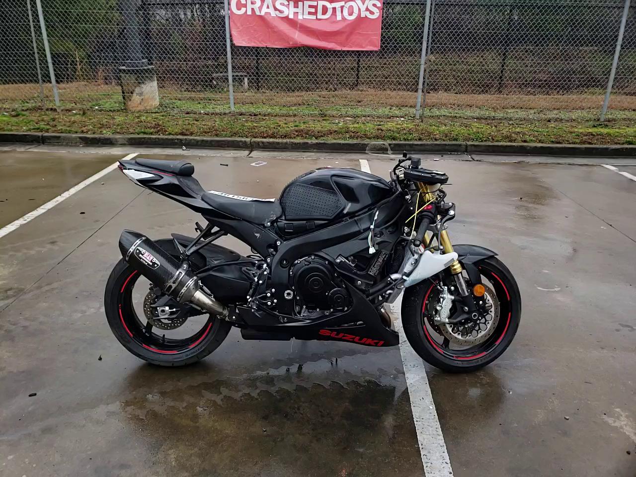 2019 SUZUKI GSX-R750 JS1GR7MA8K7100528