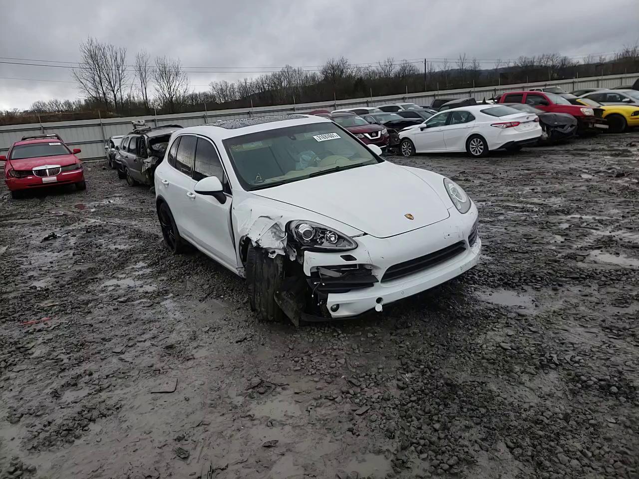 2014 PORSCHE CAYENNE S WP1AB2A24ELA59213