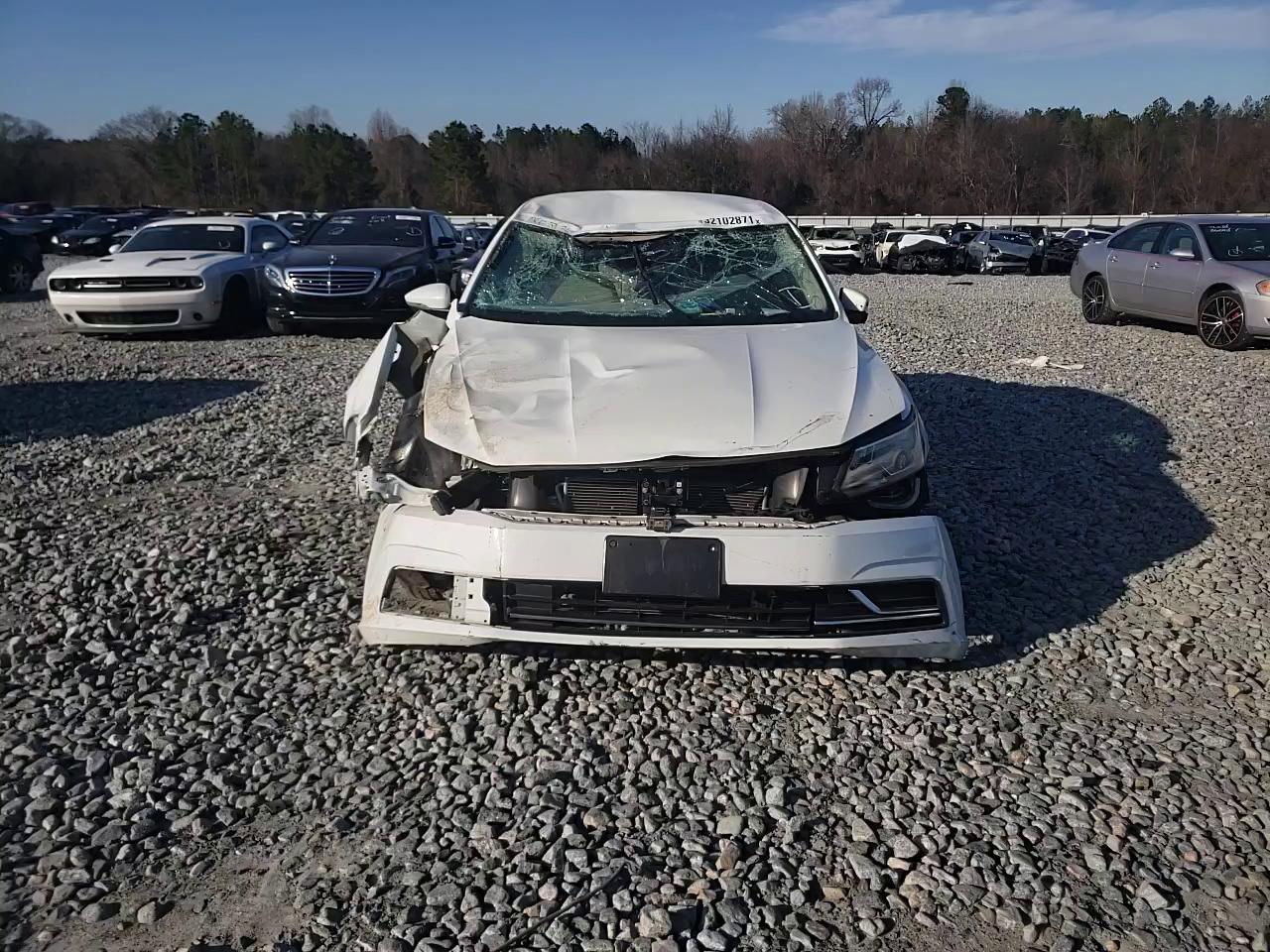 2017 VOLKSWAGEN PASSAT S 1VWAT7A3XHC006330