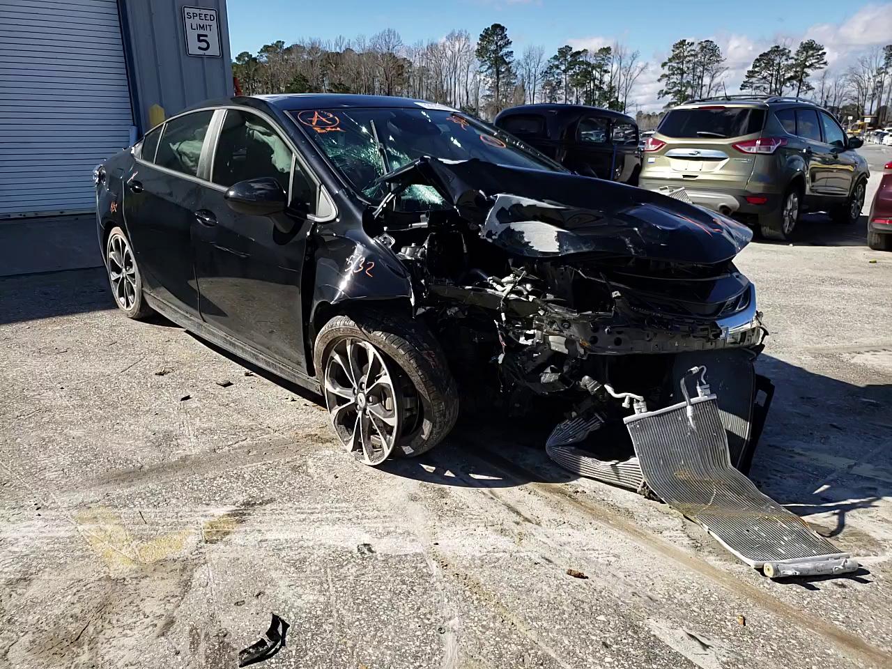 2019 CHEVROLET CRUZE PREM 1G1BF5SM1K7119067