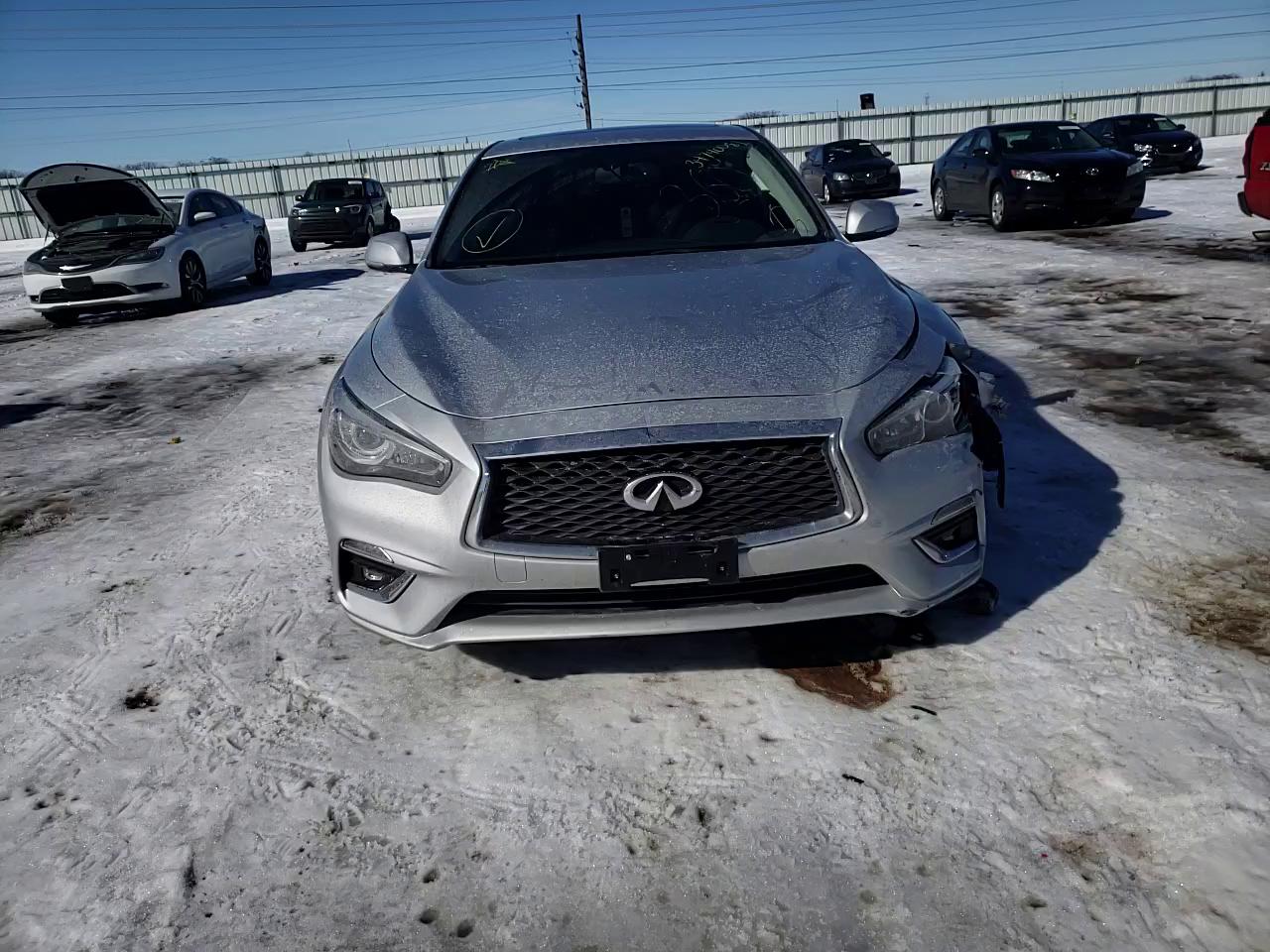 2018 INFINITI Q50 LUXE JN1EV7AR7JM431526