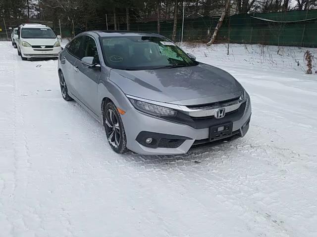 2018 HONDA CIVIC TOUR 19XFC1F96JE001417