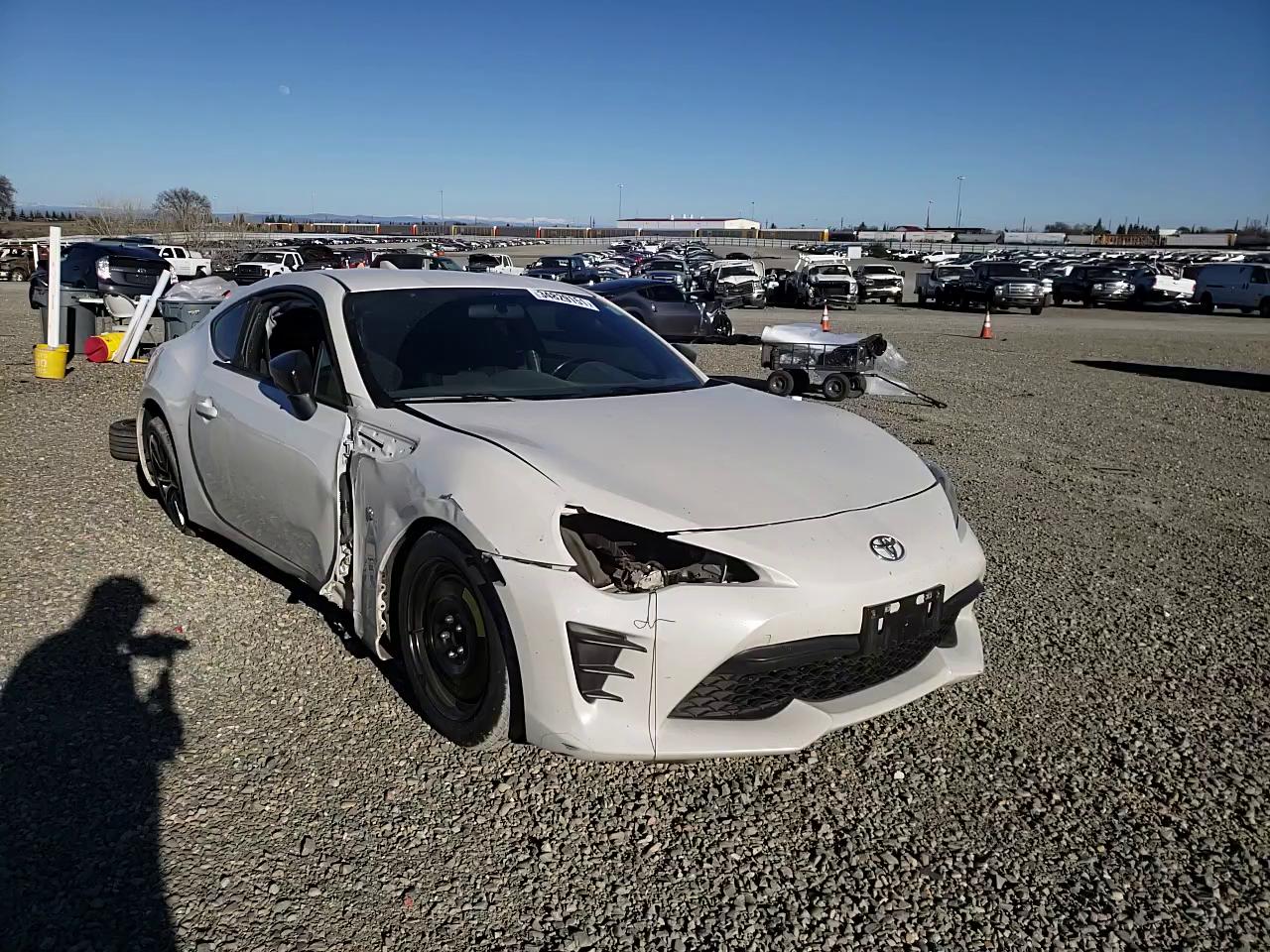 2017 TOYOTA 86 BASE JF1ZNAA15H8704123