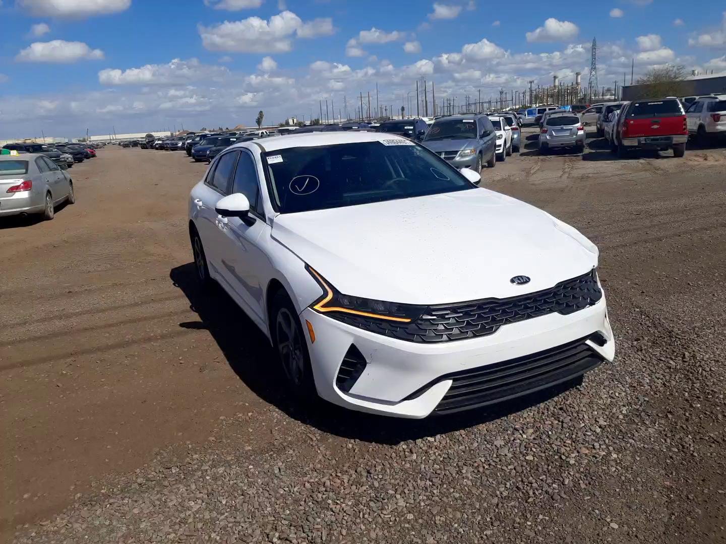 2021 KIA K5 LX 5XXG24J2XMG016940