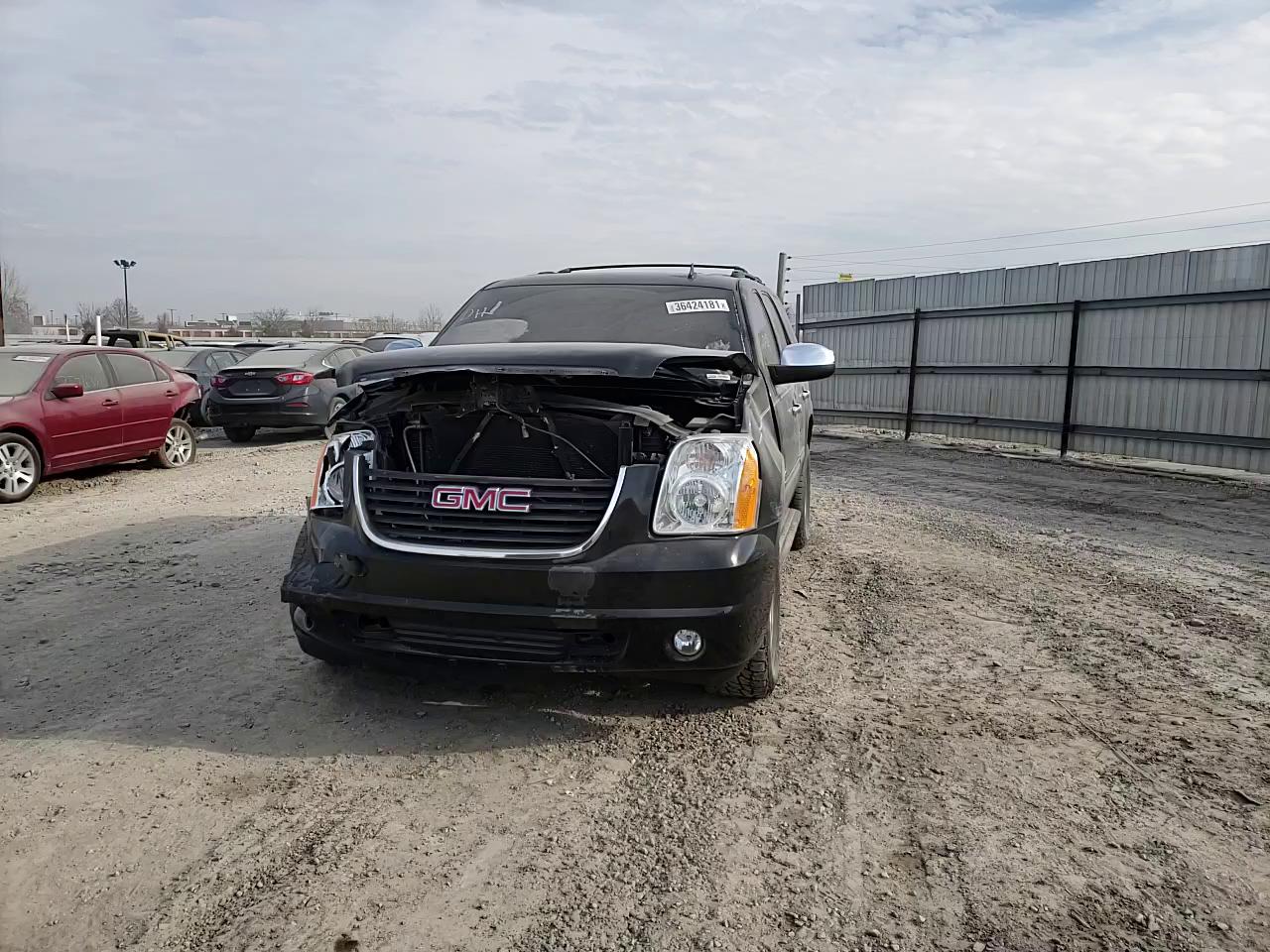 2013 GMC YUKON SLT 1GKS2CE00DR150113