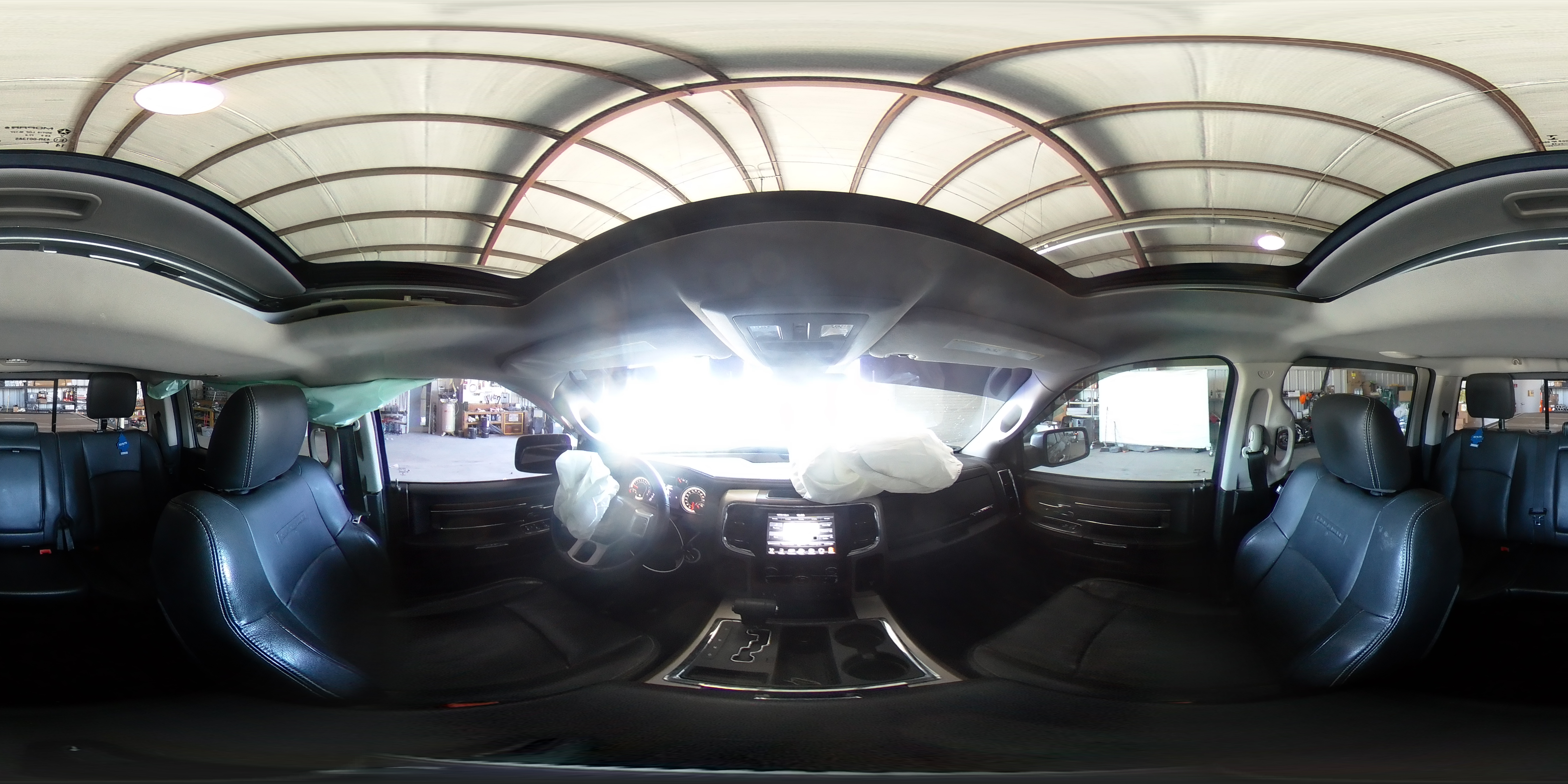 2013 RAM 1500 LARAM 1C6RR6NT6DS673797