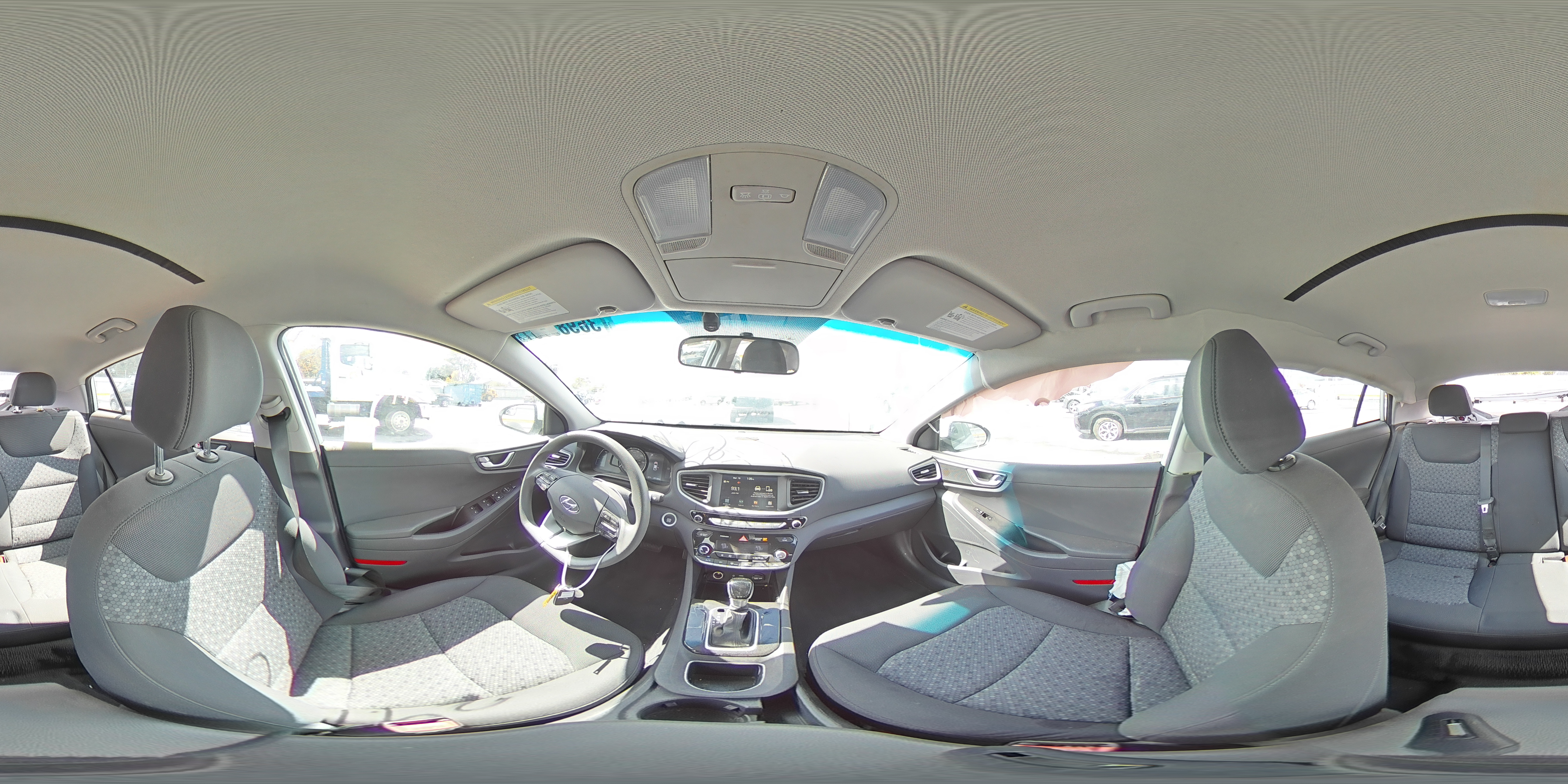 2019 HYUNDAI IONIQ BLUE KMHC65LC1KU175637