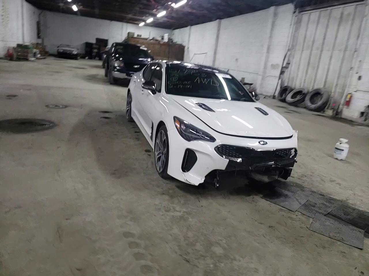 2018 KIA STINGER GT KNAE55LC0J6017953