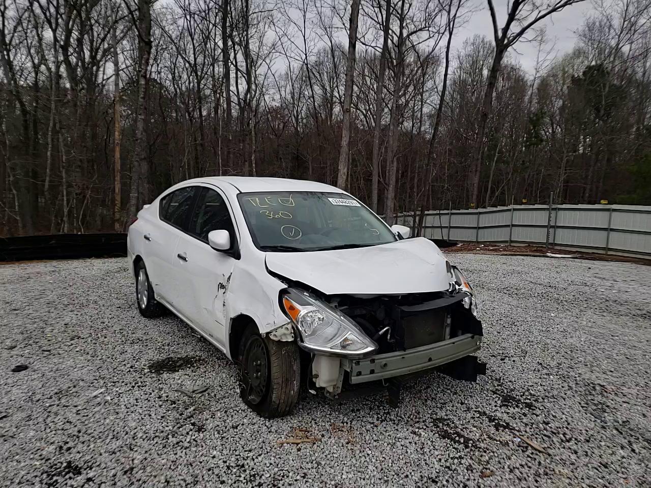 2016 NISSAN VERSA S 3N1CN7AP8GL818918