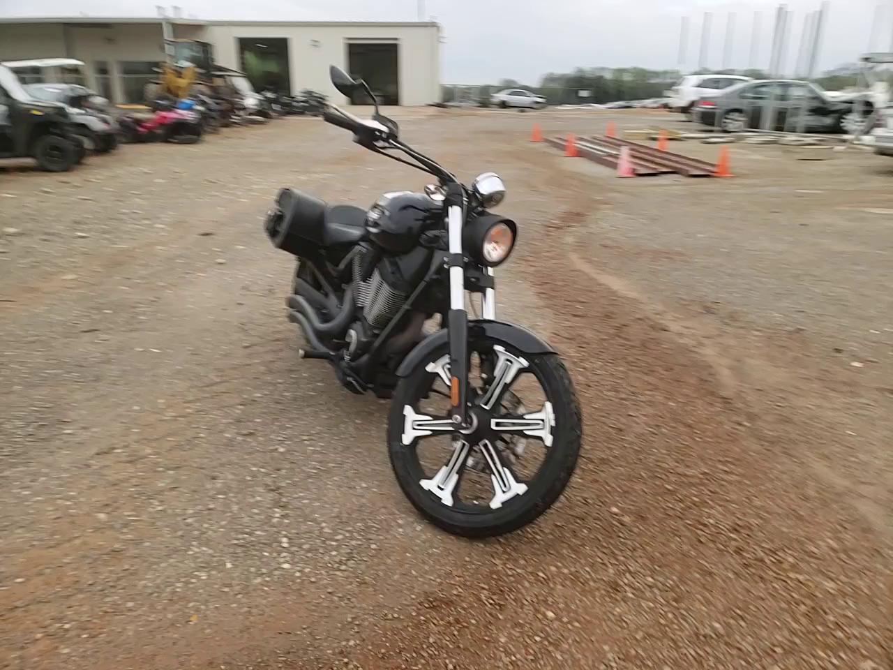 2017 VICTORY MOTORCYCLES VEGAS 5VPCVBAB3H3057783