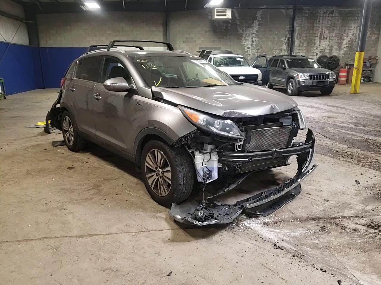 2014 KIA SPORTAGE E KNDPCCAC2E7612246