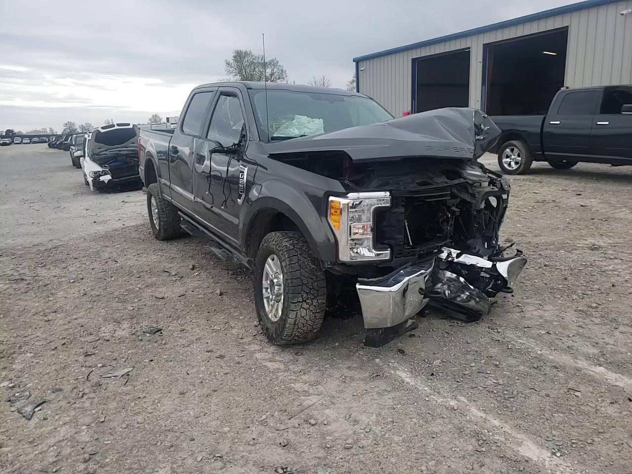 2017 FORD F250 SUPER 1FT7W2B65HED29642