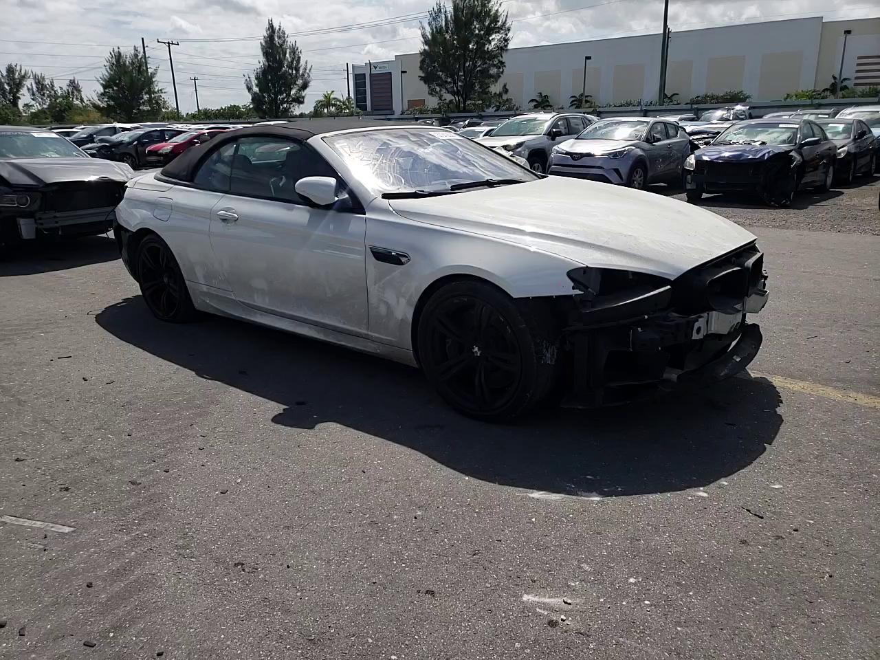 2016 BMW M6 WBS6G9C58GD932024