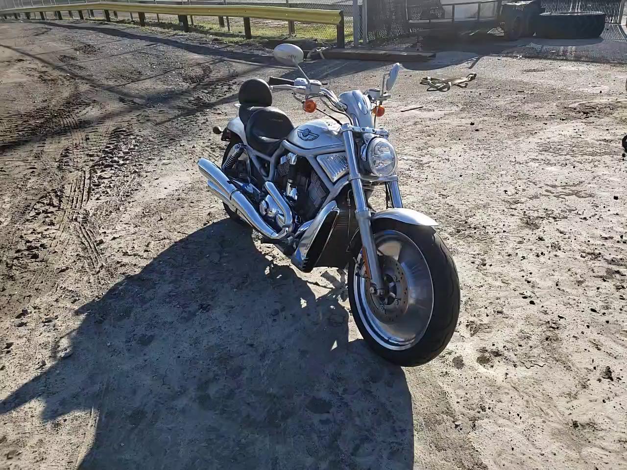 2003 HARLEY-DAVIDSON VRSCA 1HD1HAZ1X3K850529