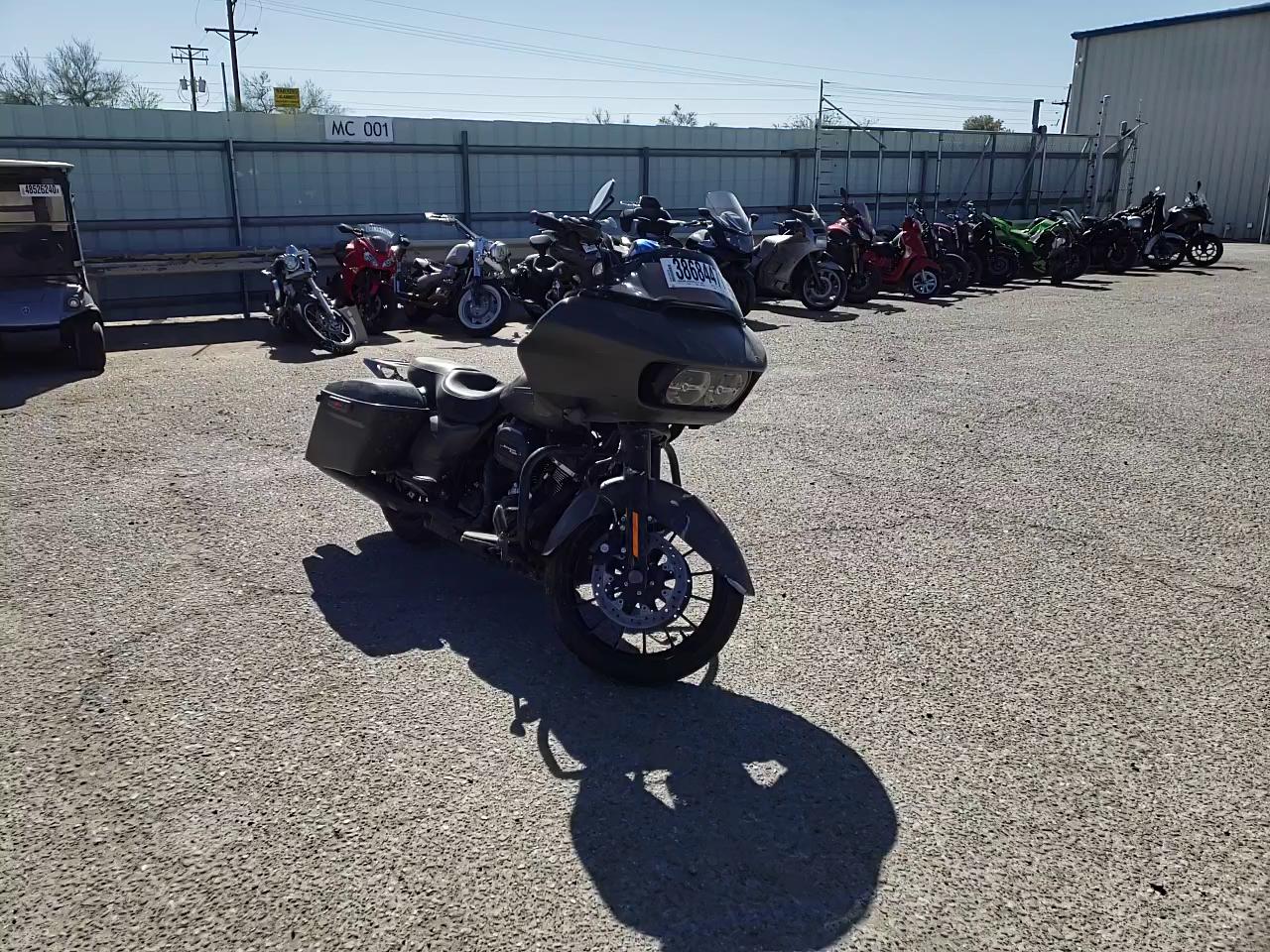 2019 HARLEY-DAVIDSON FLTRXS 1HD1KTP19KB605087