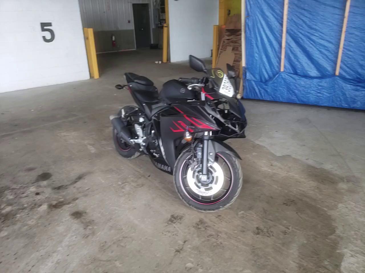 2017 YAMAHA YZFR3 A MH3RH15Y7HK003502