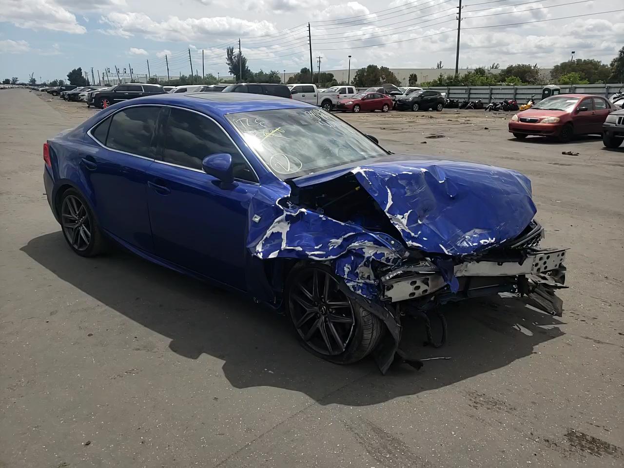 2017 LEXUS IS 200T JTHBA1D22H5061614