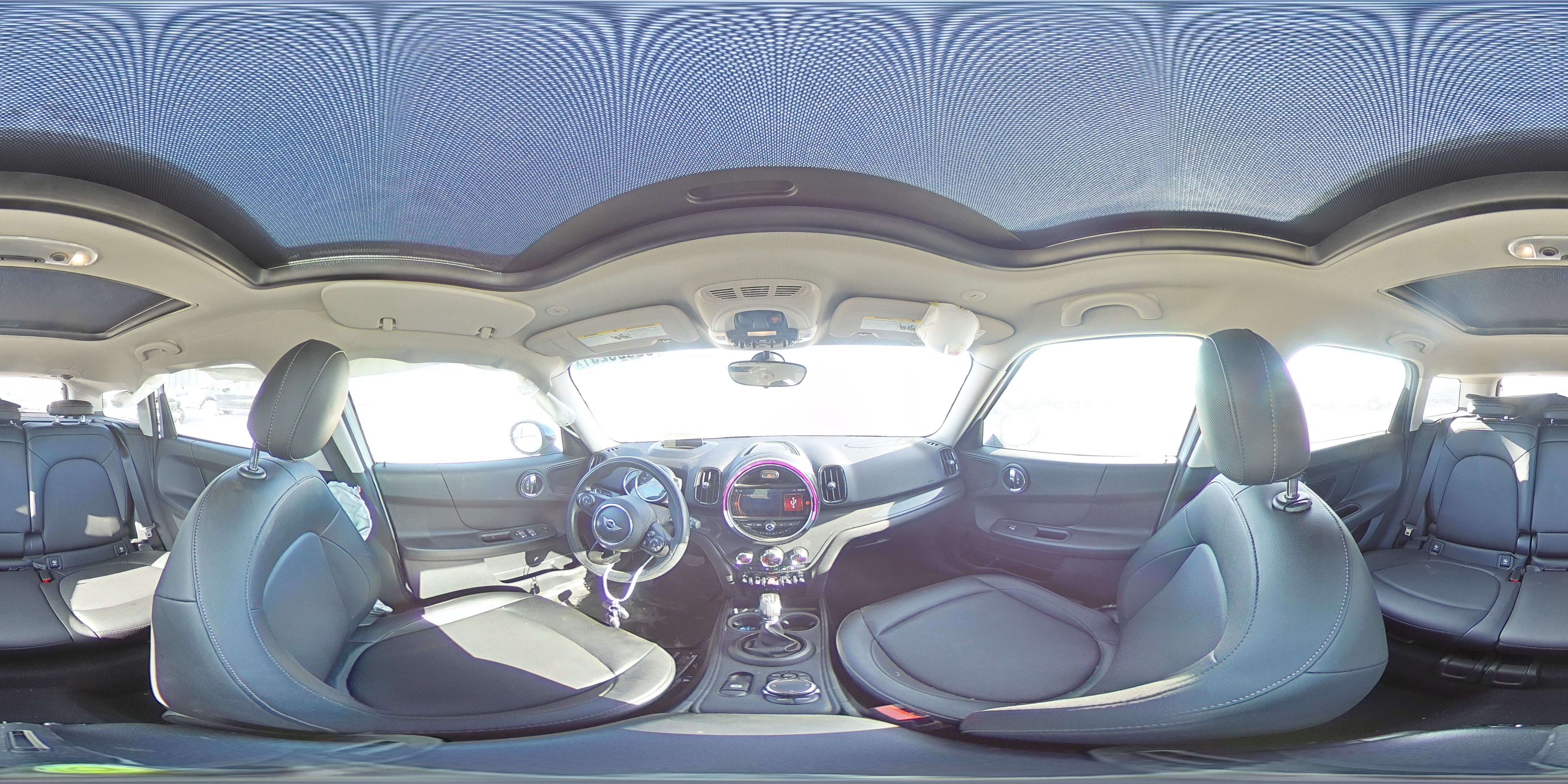 2018 MINI COOPER COU WMZYS7C34J3E08631