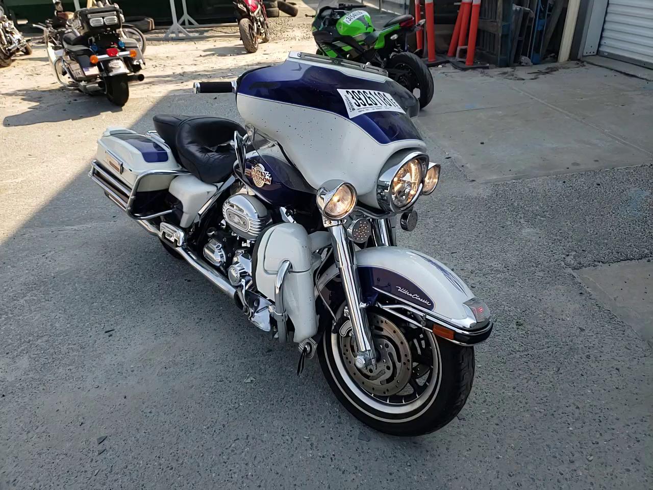 2007 HARLEY-DAVIDSON FLHTCUI 1HD1FC4147Y636213