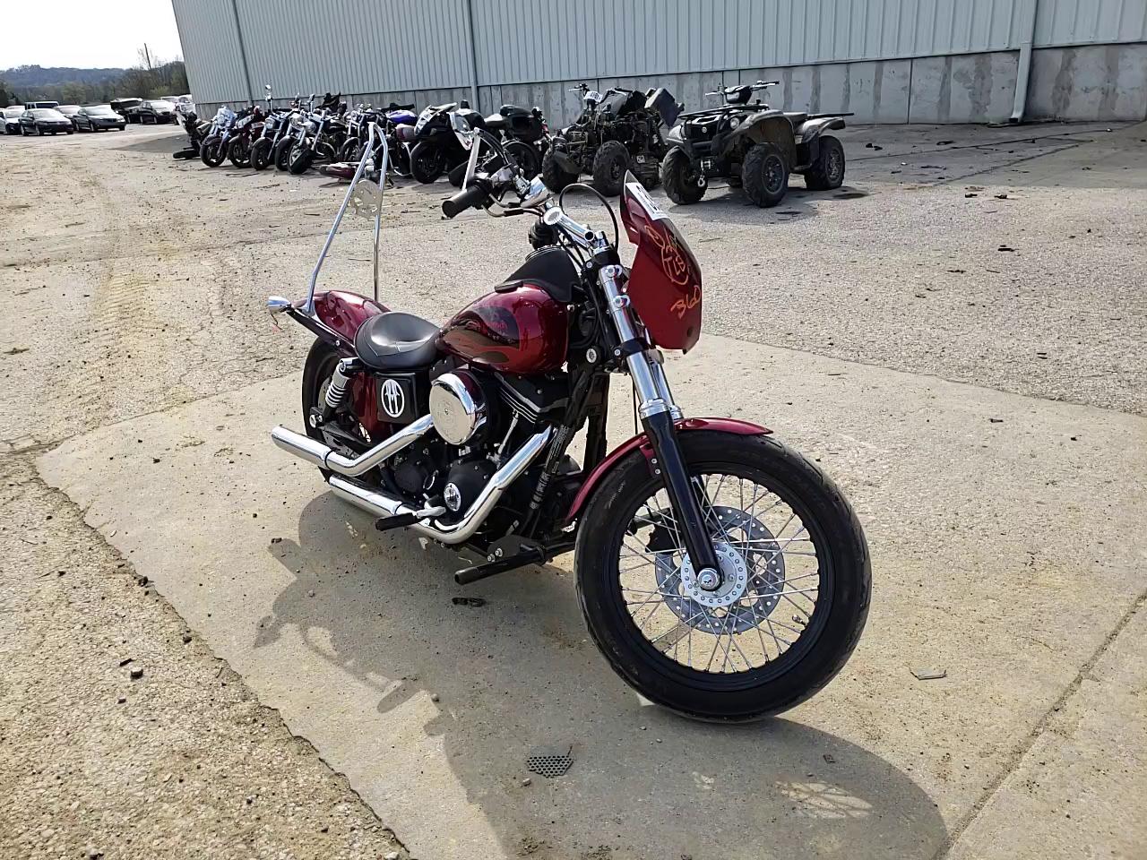2017 HARLEY-DAVIDSON FXDB DYNA 1HD1GXM18HC319036