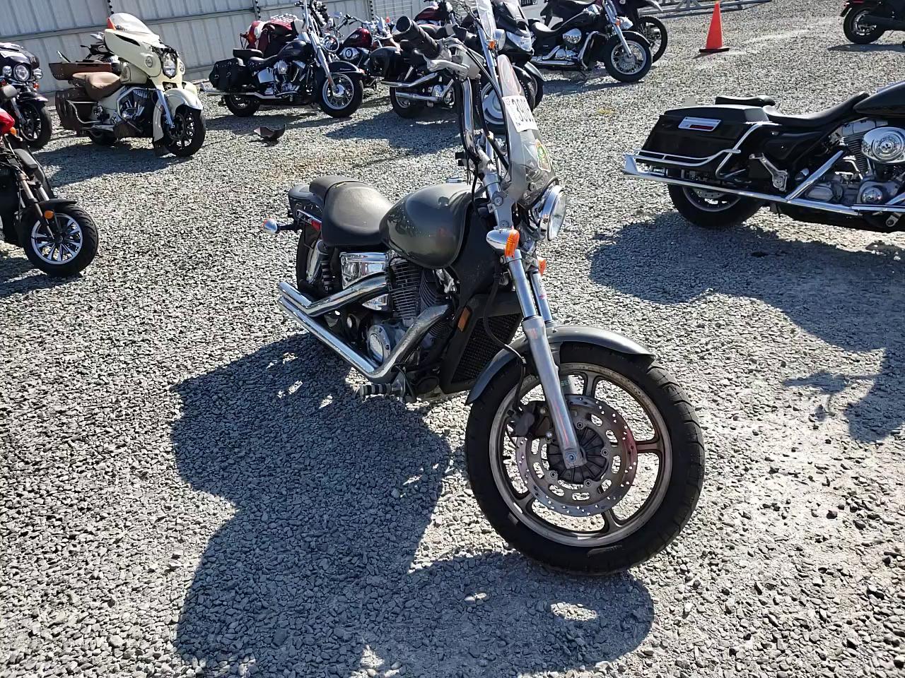 2005 HONDA VT1100 C 1HFSC180X5A901734