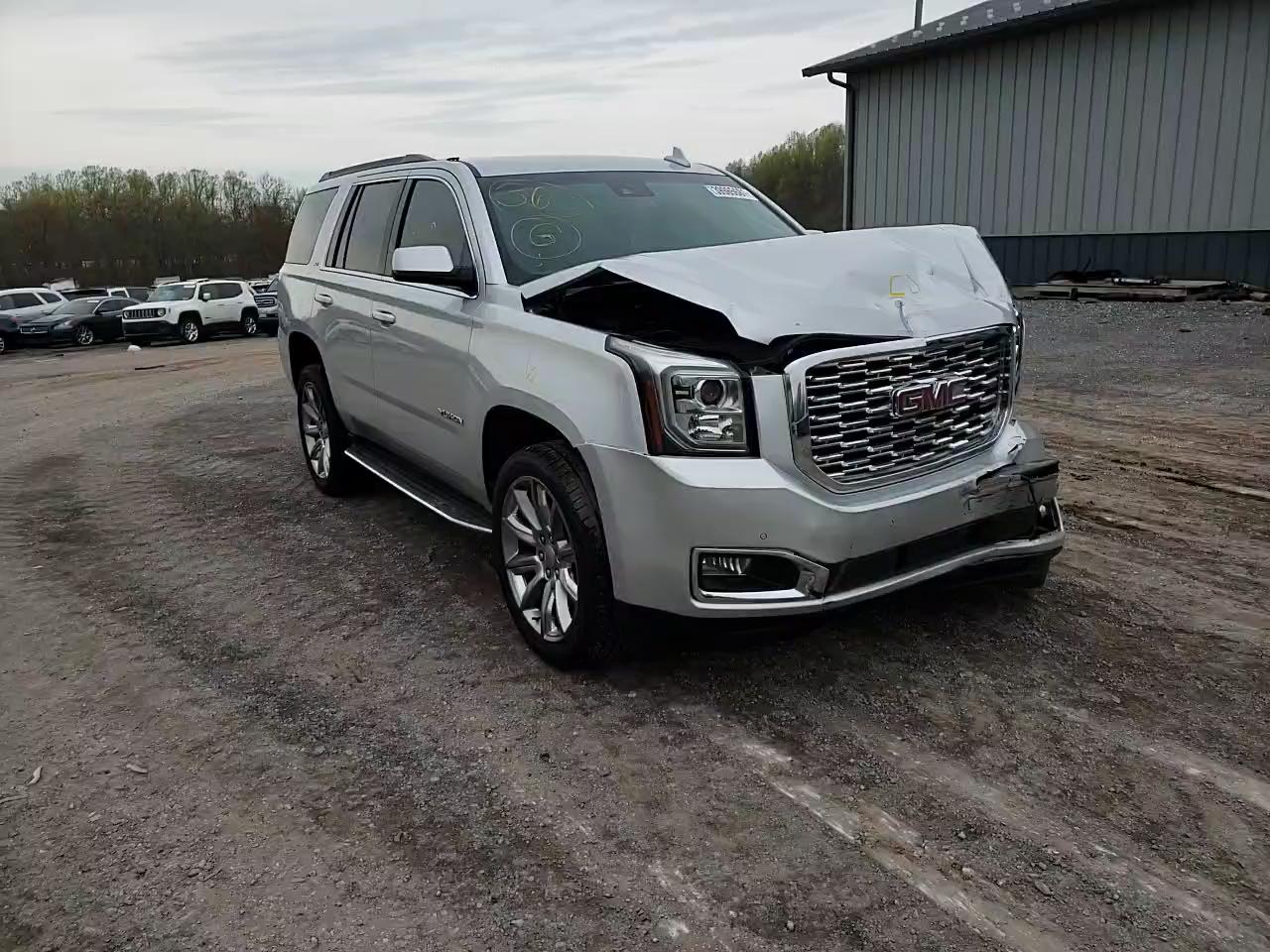 2017 GMC YUKON SLT 1GKS2BKC6HR383086