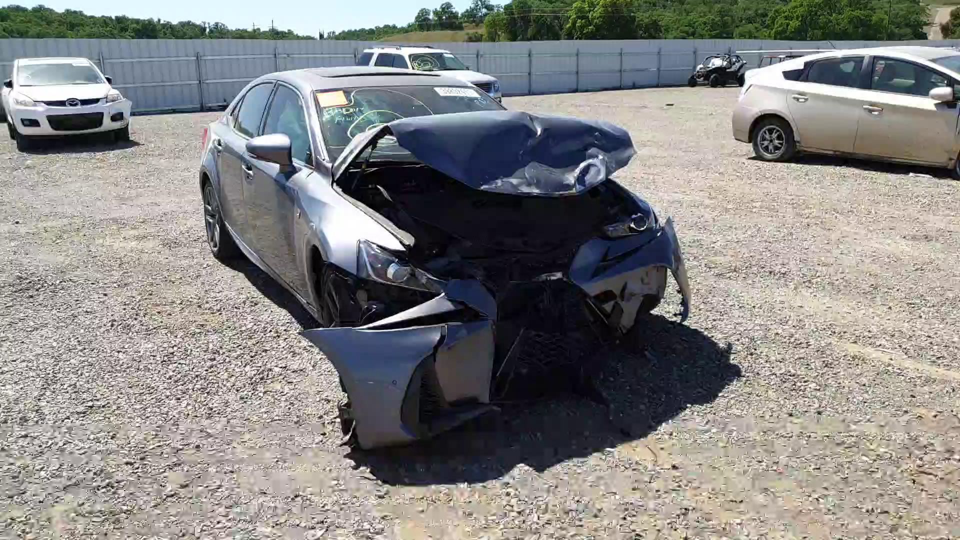 2018 LEXUS IS JTHBA1D25J5065050
