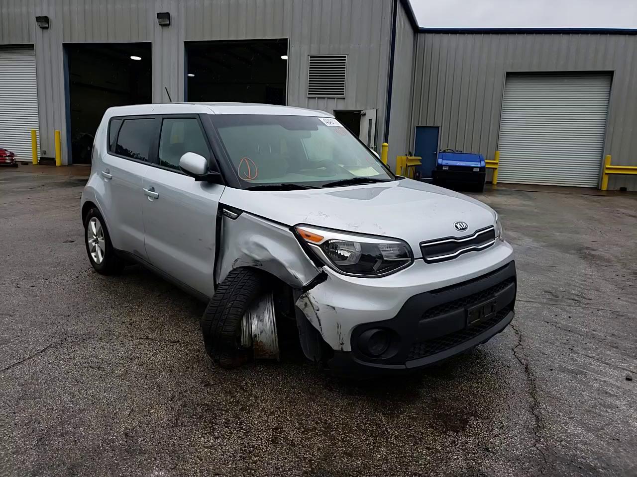 2017 KIA SOUL KNDJN2A28H7473326