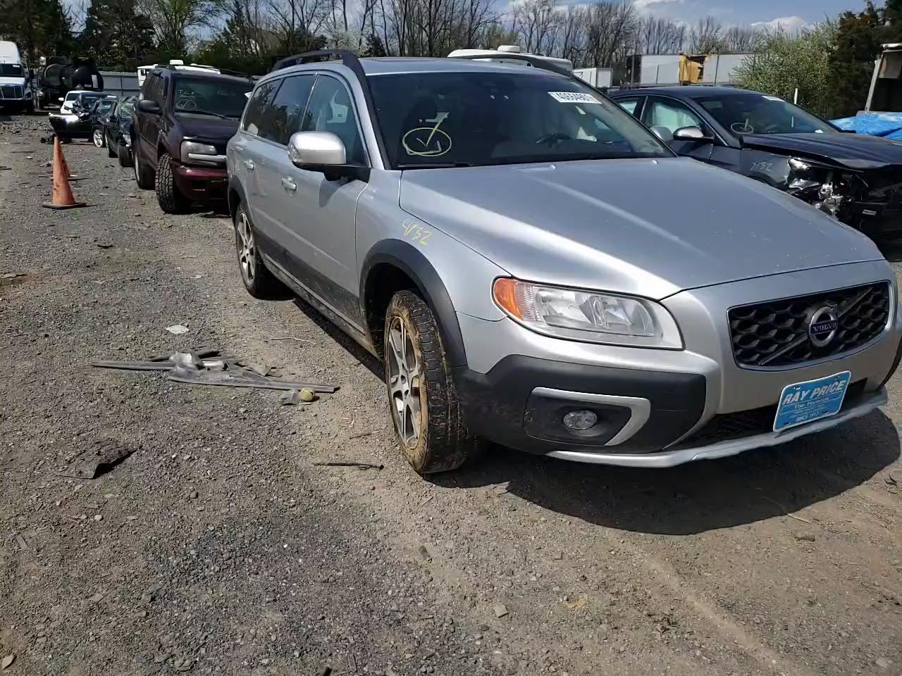 2014 VOLVO XC70 T6 YV4902BZ7E1179814