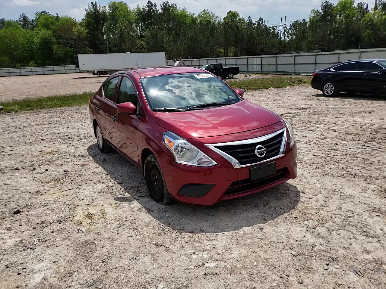 2017 NISSAN VERSA S 3N1CN7AP8HL902805