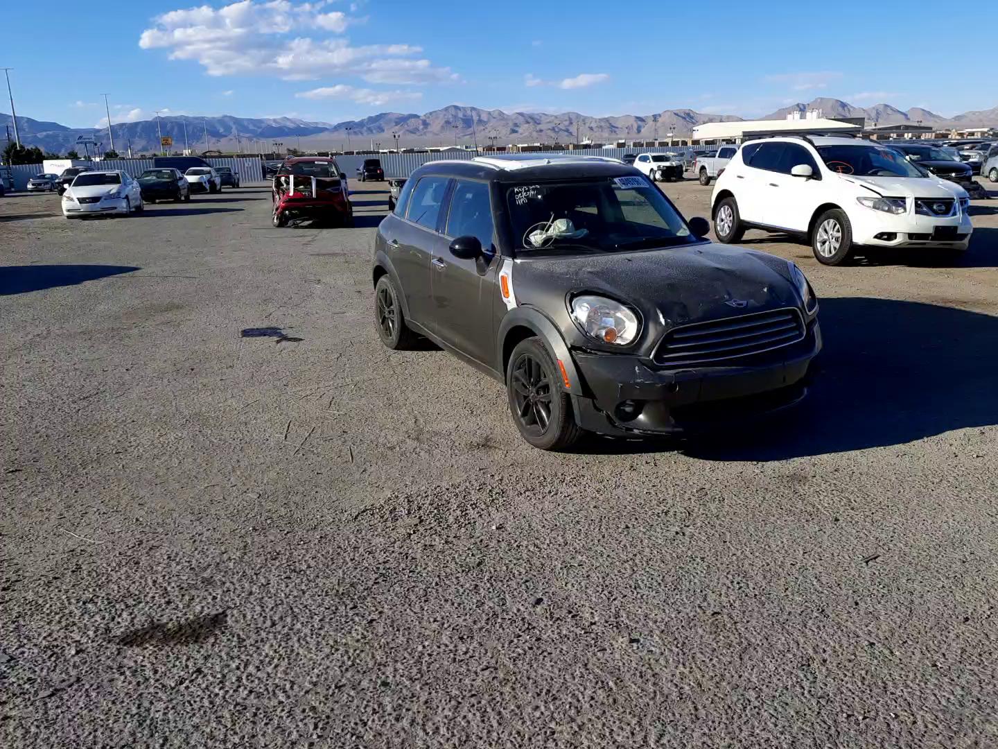 2011 MINI COOPER COU WMWZB3C56BWM01334