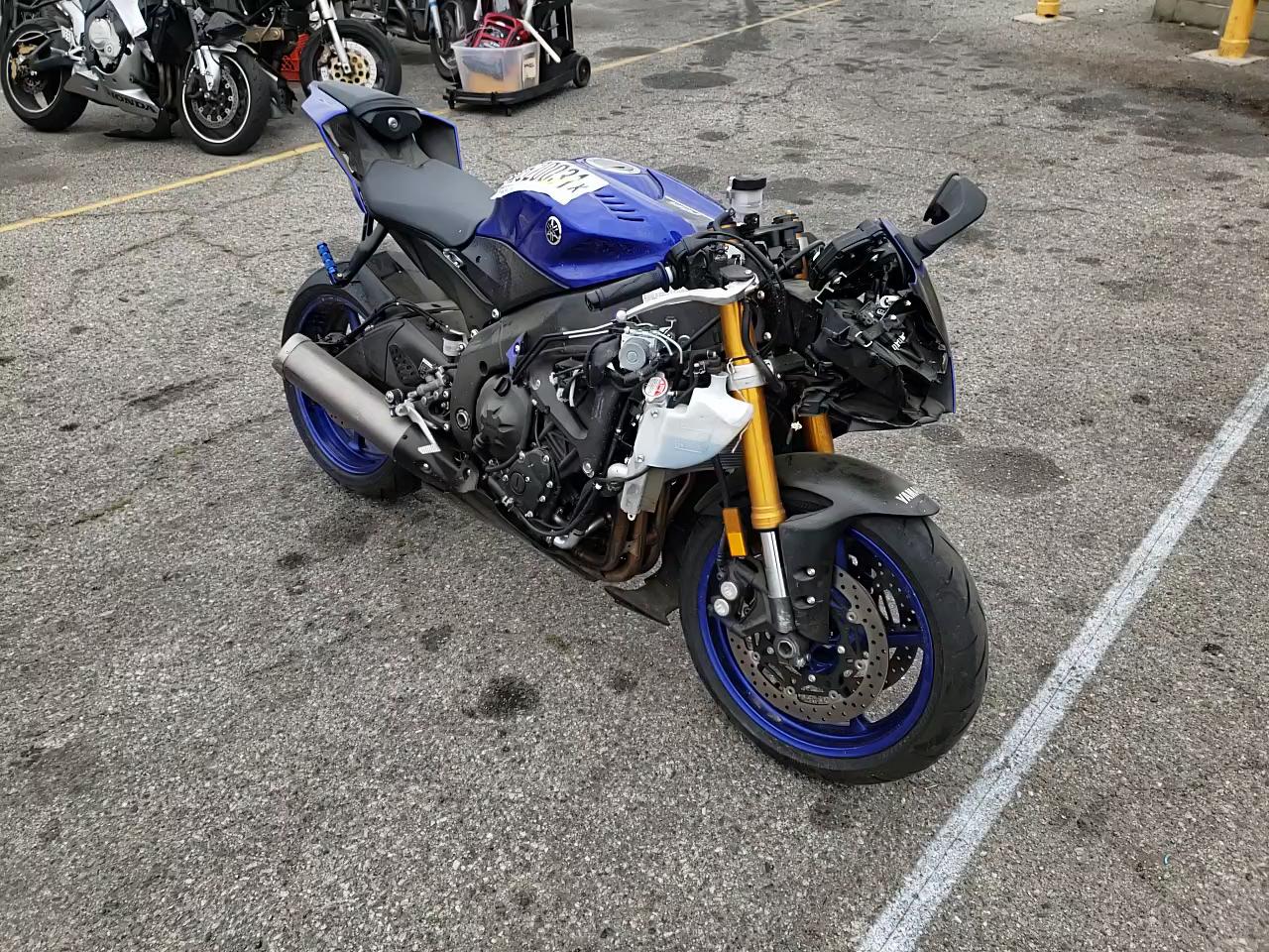 2018 YAMAHA YZFR6 C JYARJ28Y5JA001484