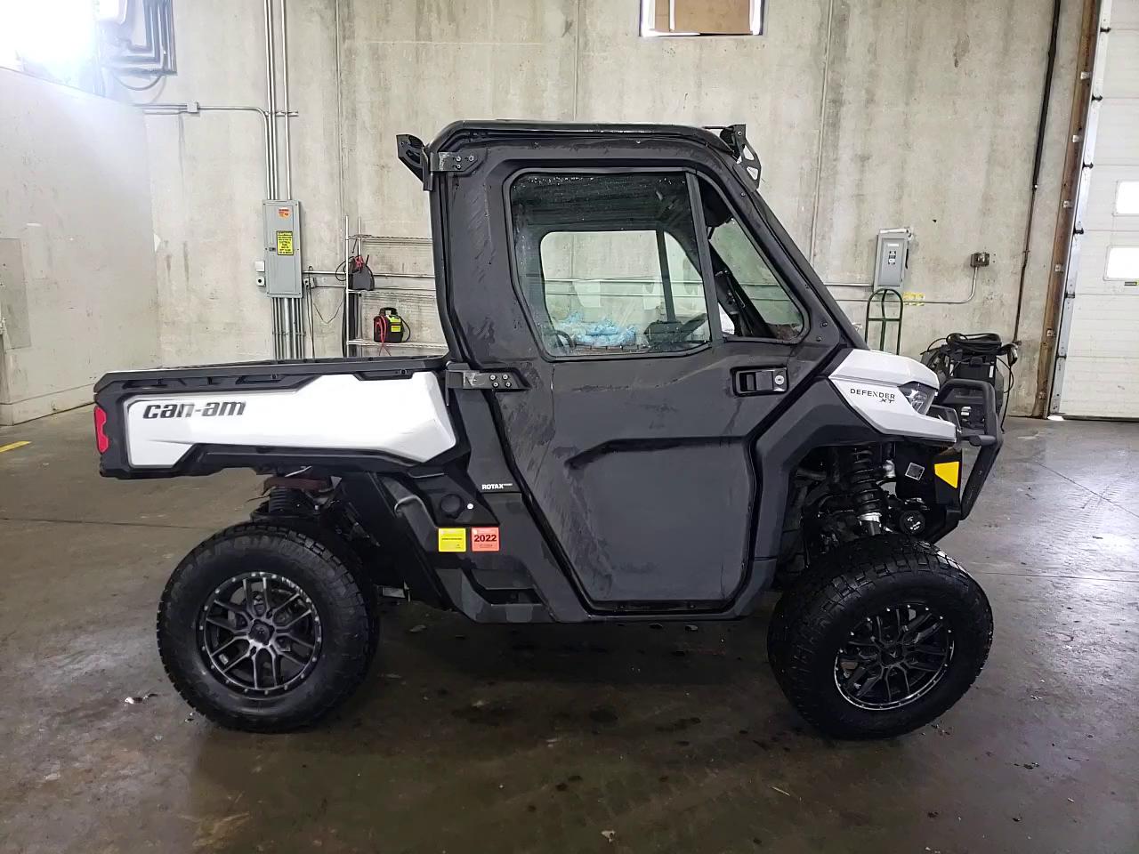 2020 CAN-AM DEFENDER X 3JBUFAX47LK000916