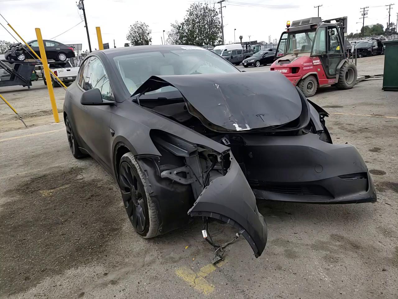 2020 TESLA MODEL Y 5YJYGDEF2LF053808
