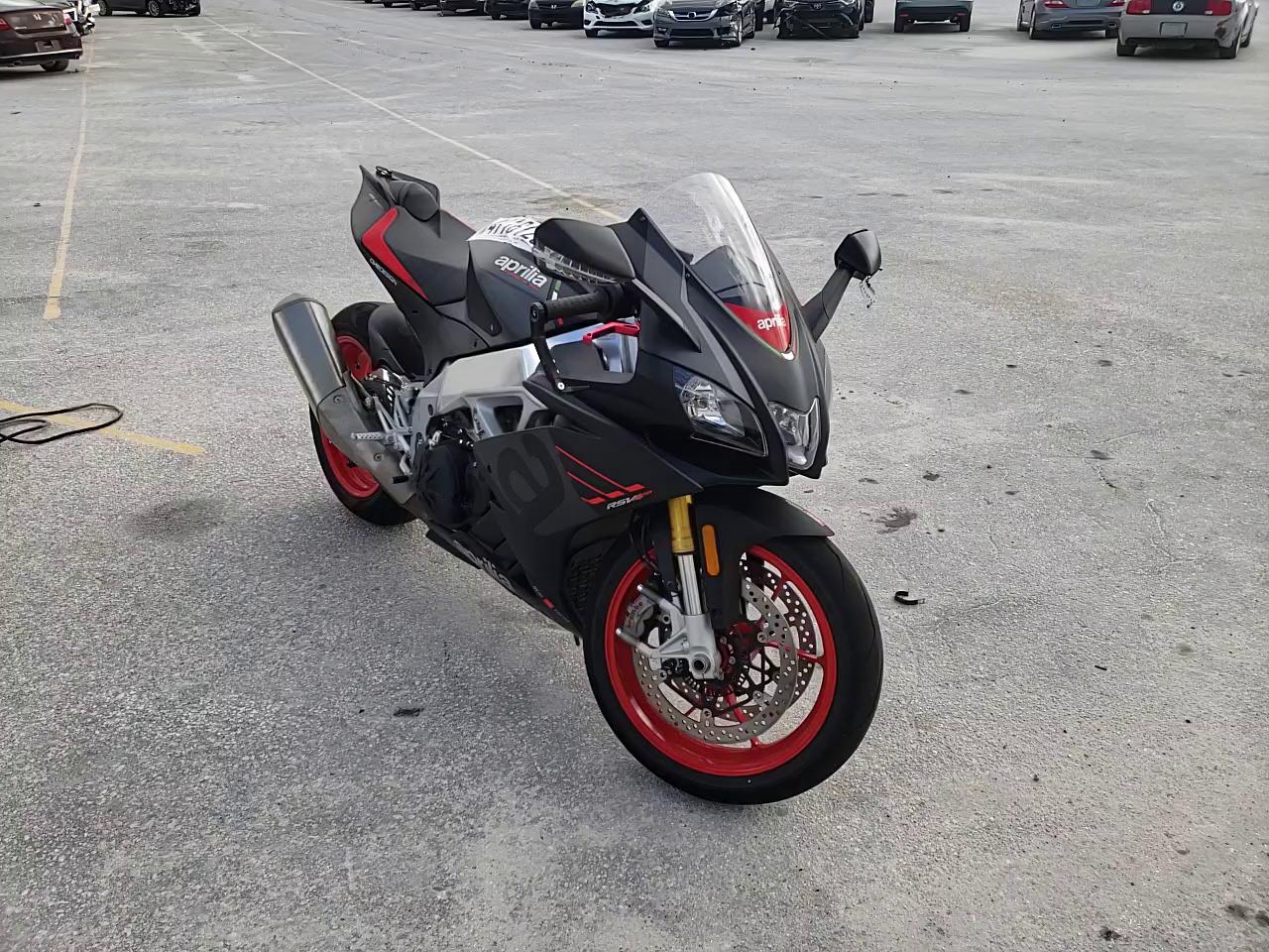 2020 APRILIA RSV4 RR ZD4KEU00XLS001963