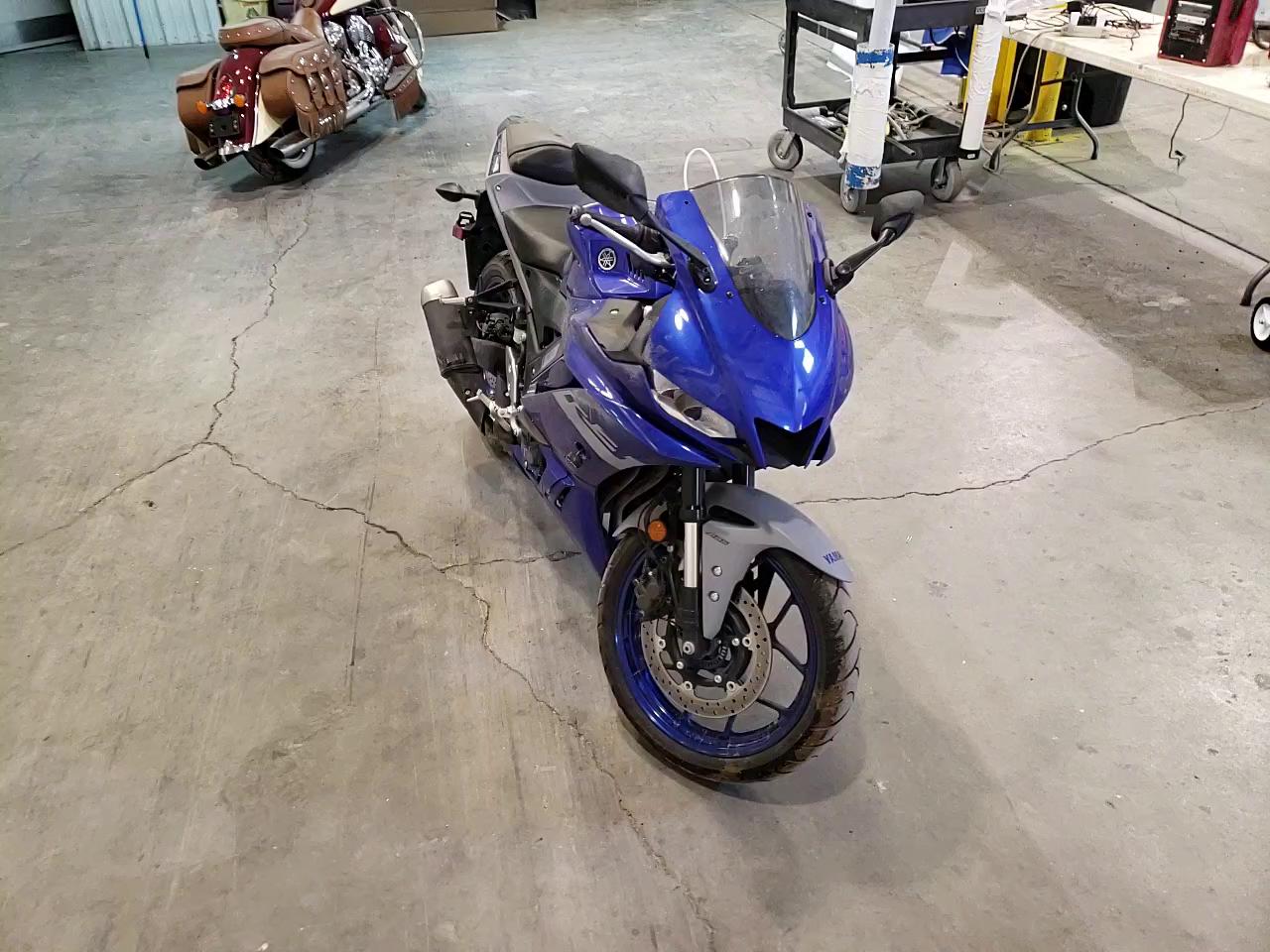 2020 YAMAHA YZFR3 A MH3RH18Y6LK004502