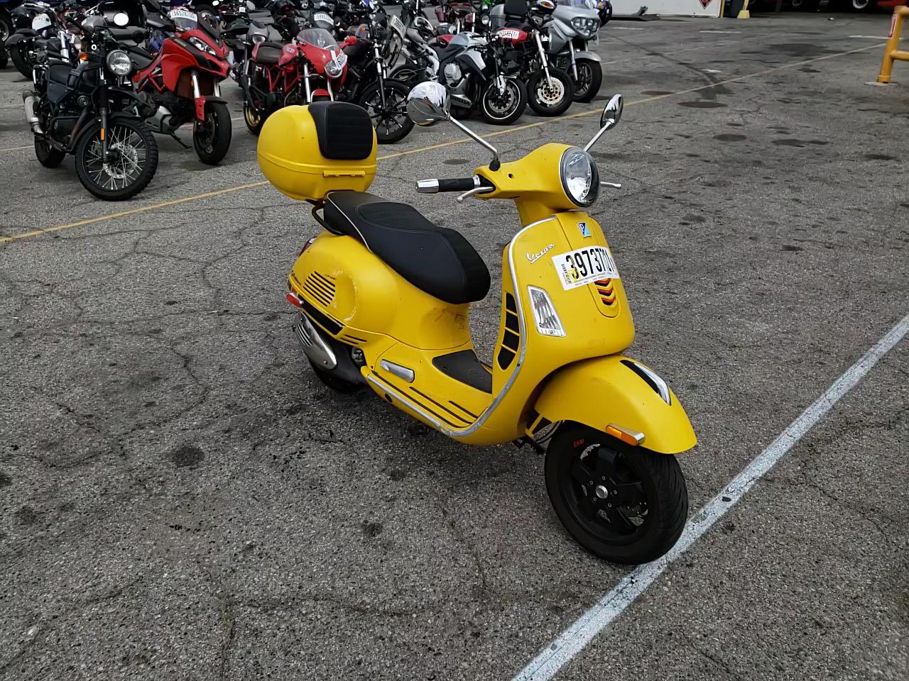 2018 VESPA GTS300 ZAPMA39L7J5200163