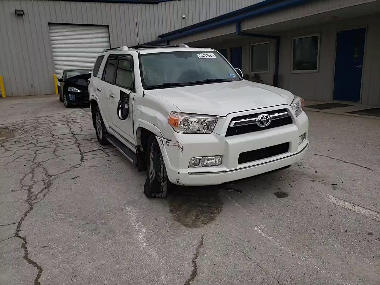 2013 TOYOTA 4RUNNER SR JTEBU5JR1D5126668