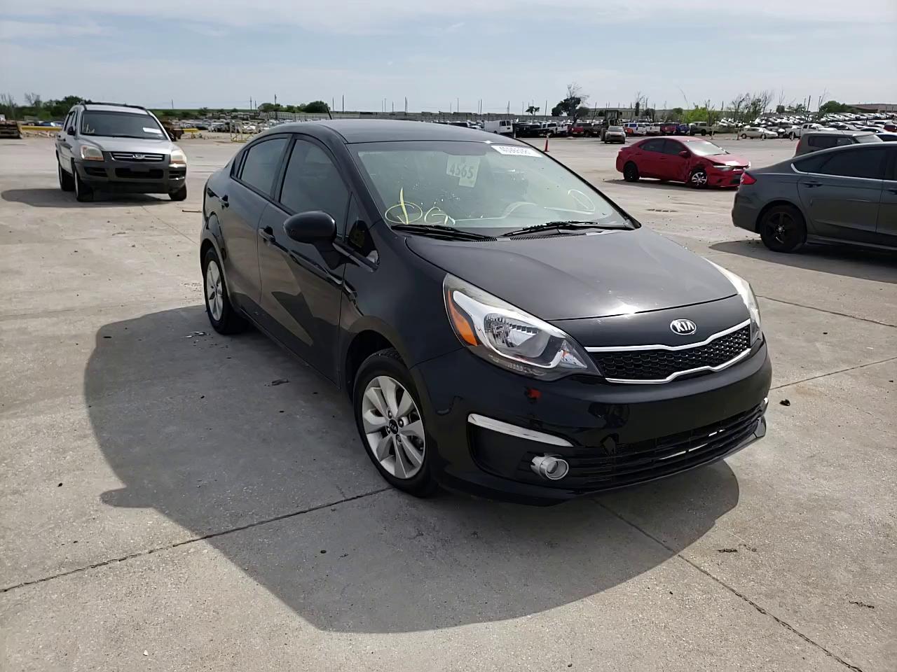 2016 KIA RIO EX KNADN4A39G6670847