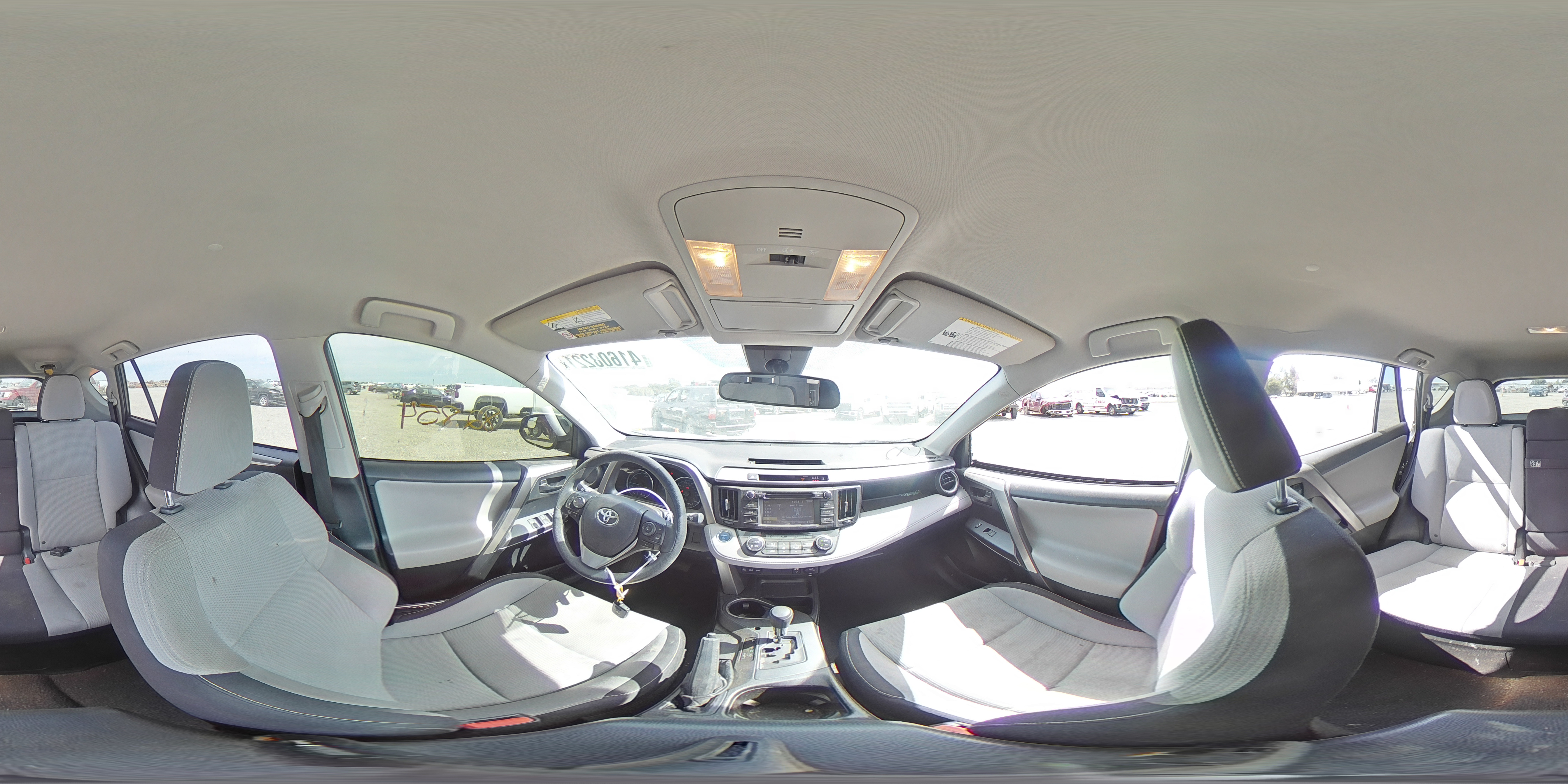 2018 TOYOTA RAV4 HV LE JTMRJREV6JD180026
