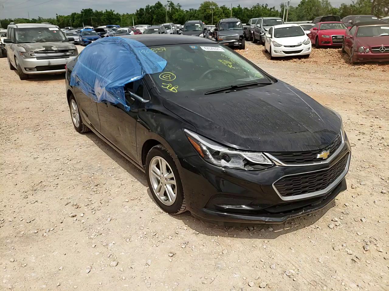 2018 CHEVROLET CRUZE LT 1G1BE5SM0J7196837
