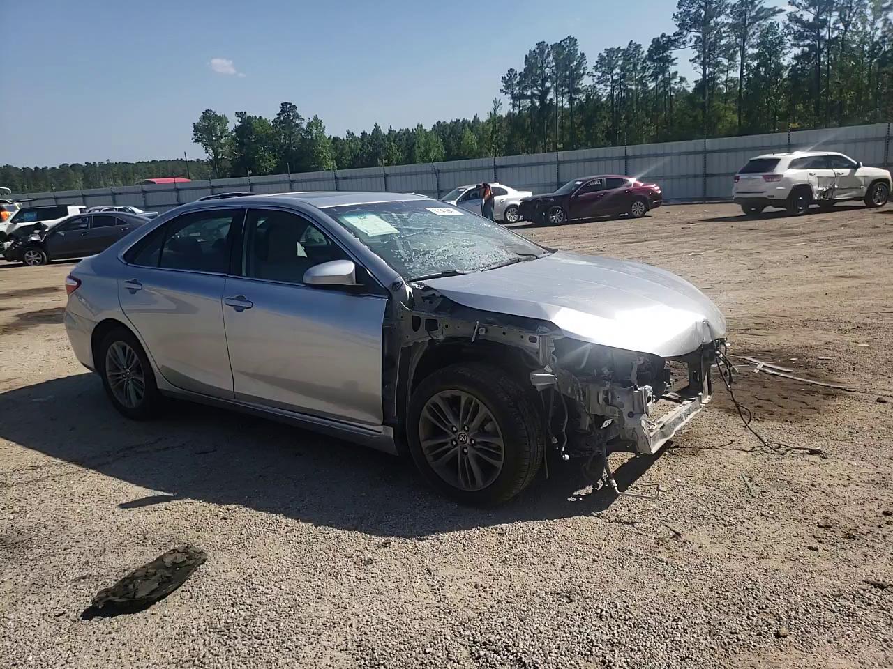 2015 TOYOTA CAMRY LE 4T1BF1FK8FU946222