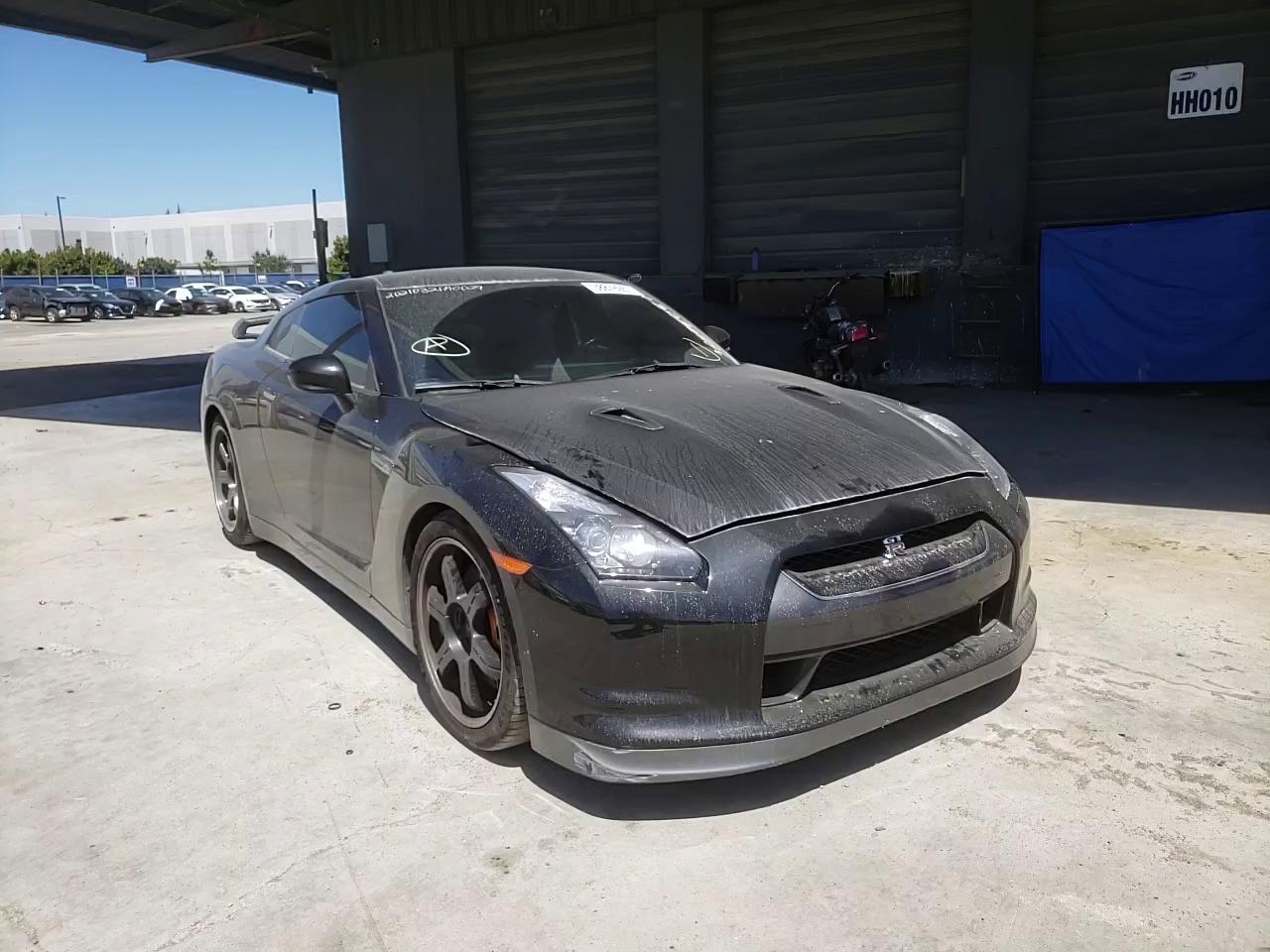 2010 NISSAN GT-R BASE JN1AR5EF2AM230253