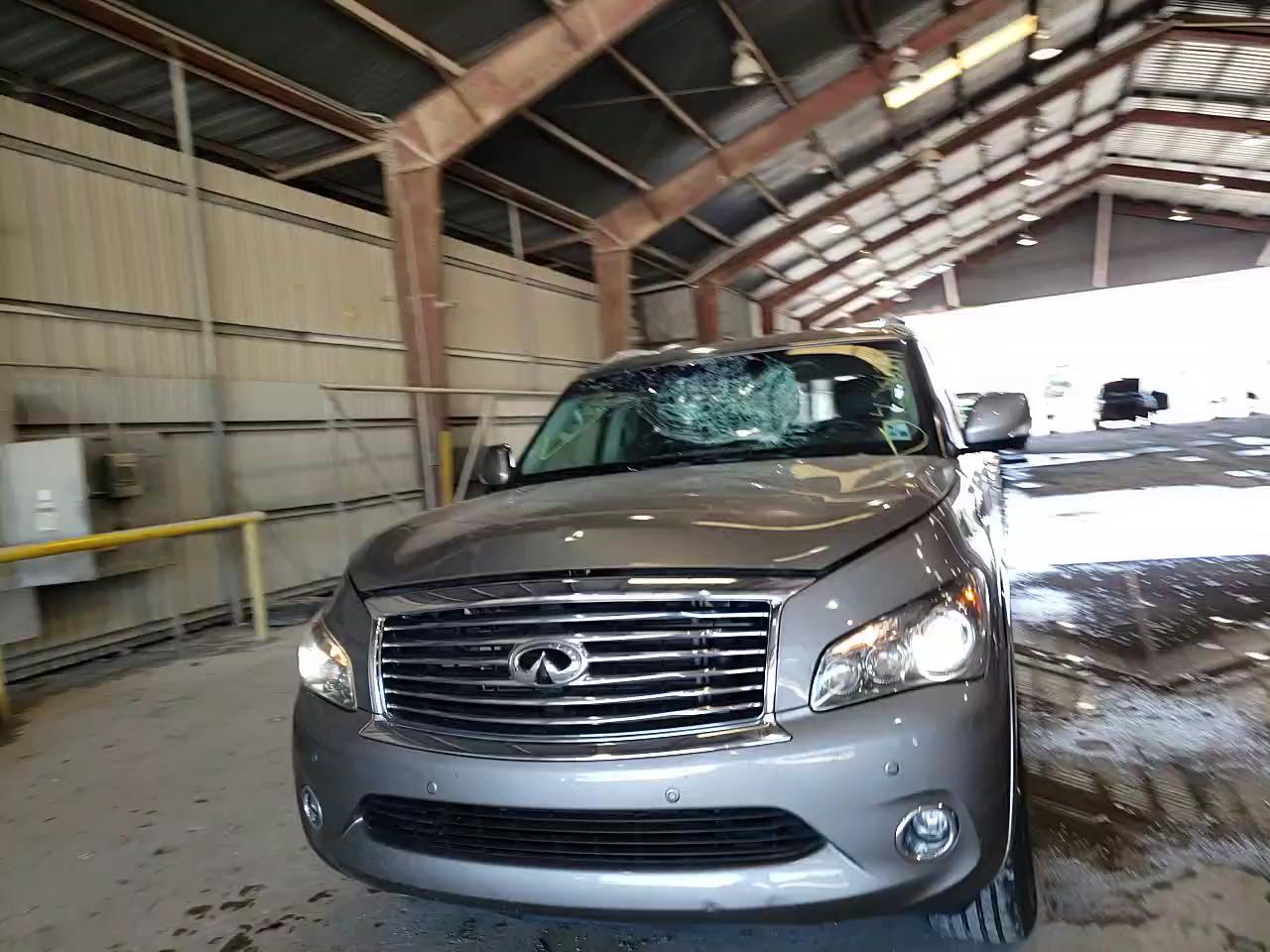 2014 INFINITI QX80 JN8AZ2NF6E9552452