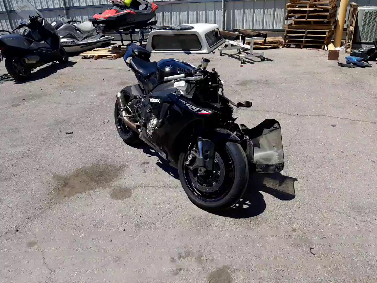 2016 YAMAHA YZFR1S C JYARN42Y7GA000144