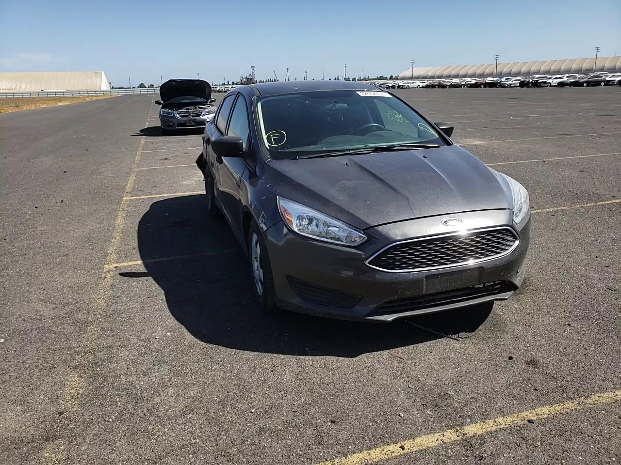 2015 FORD FOCUS S 1FADP3E2XFL221871