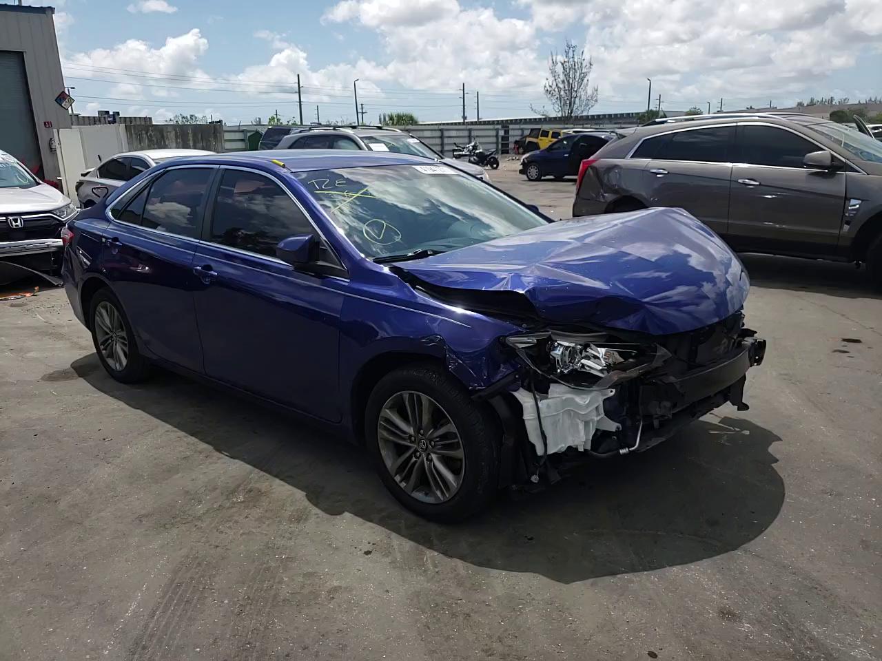 2016 TOYOTA CAMRY LE 4T1BF1FK3GU575603