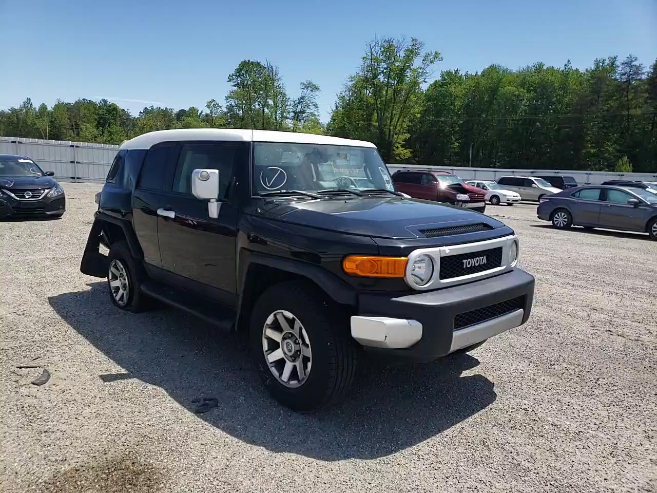 2014 TOYOTA FJ CRUISER JTEBU4BF1EK192090